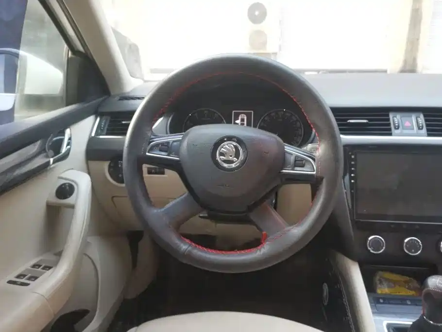 Skoda Octavia — миниатюра 16