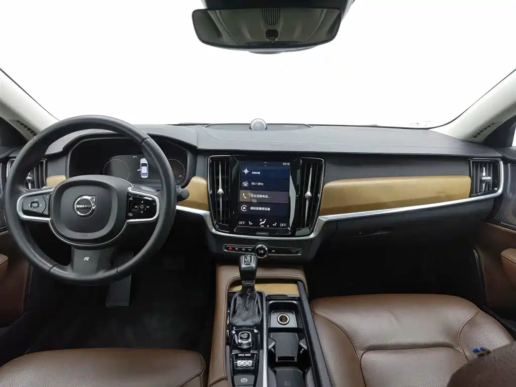 Volvo S90 2018 T5