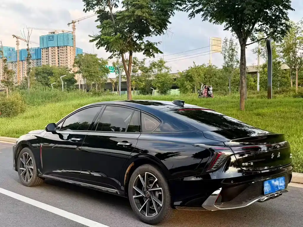 Hongqi Hongqi H6 — миниатюра 9