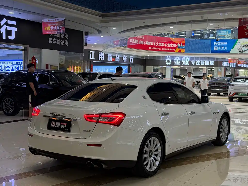 Maserati Ghibli — миниатюра 5