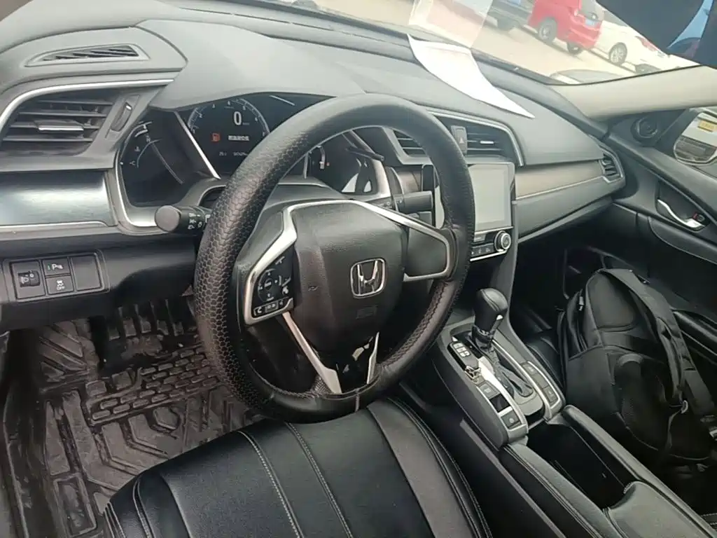 Honda Civic — миниатюра 11