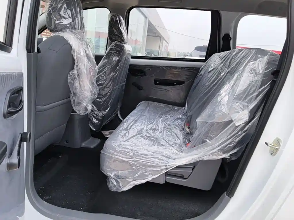 Wuling Hongguang EV — миниатюра 17