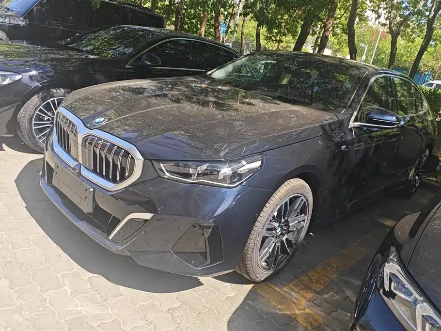 BMW 5 Series 2026