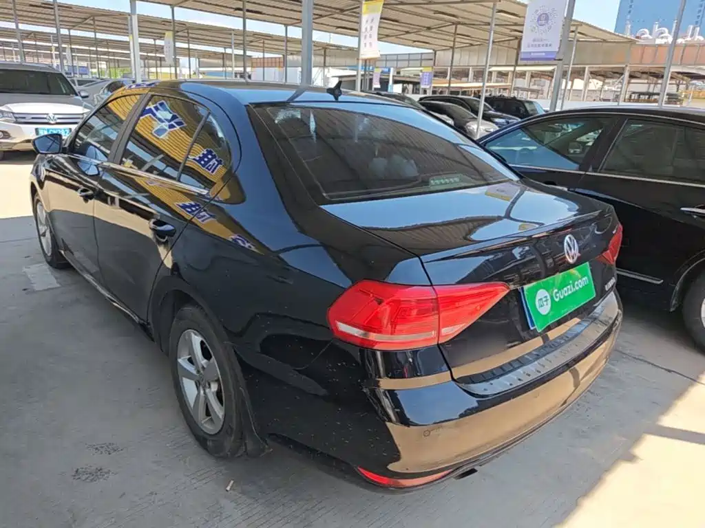 Volkswagen Lavida — миниатюра 5