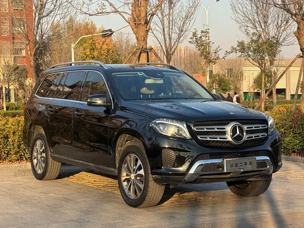 MERCEDES-BENZ GLS