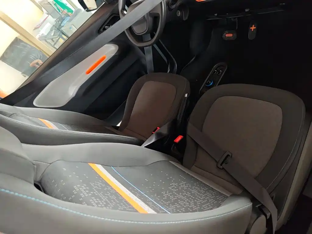 Wuling MINIEV — миниатюра 25