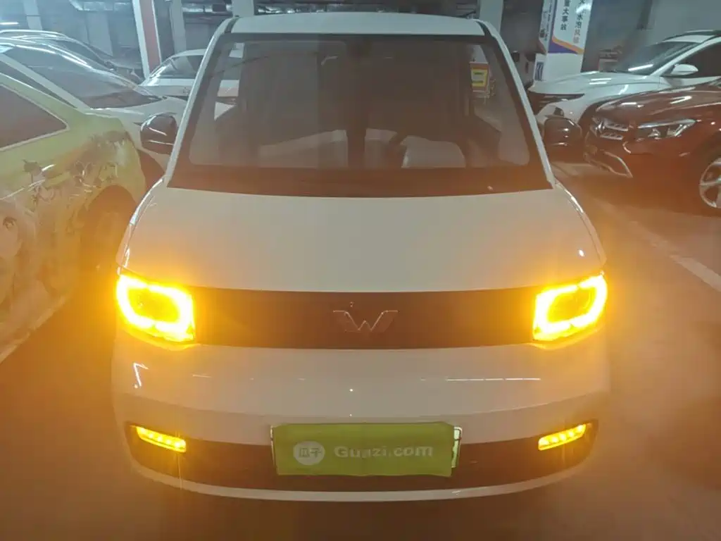 Wuling MINIEV — миниатюра 3
