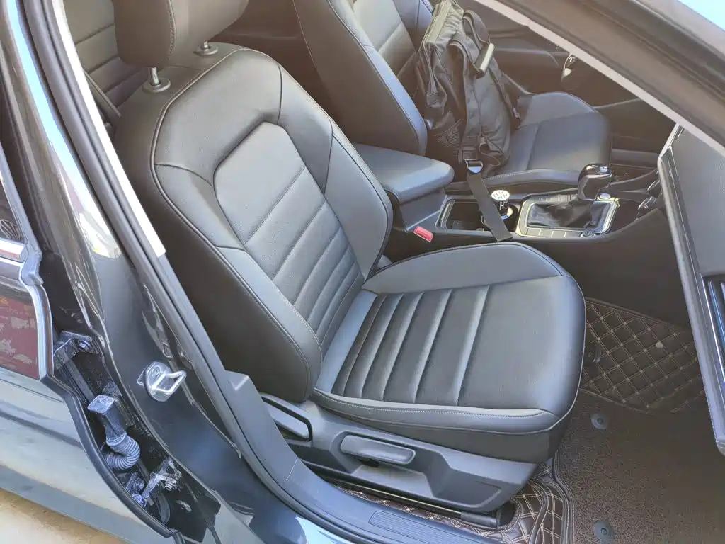 Volkswagen Sagitar — миниатюра 25