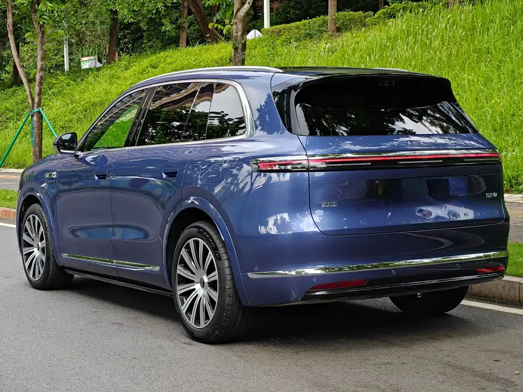AITO AITO M7 — миниатюра 4