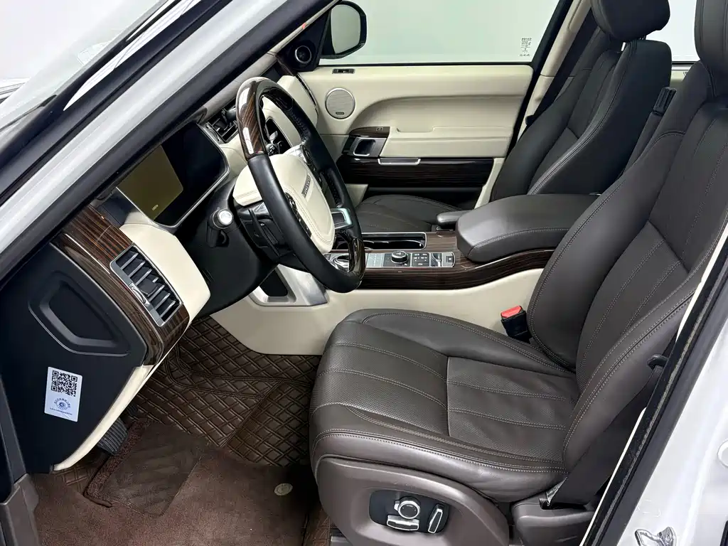 Land Rover Range Rover — миниатюра 4