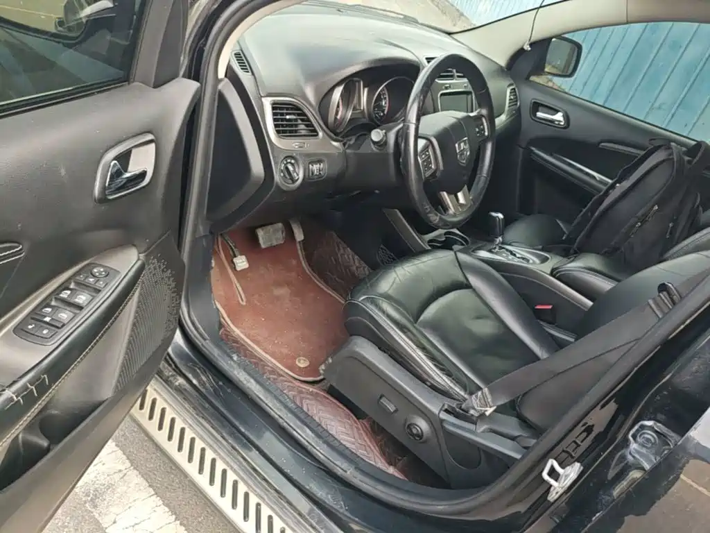 Dodge Journey — миниатюра 16