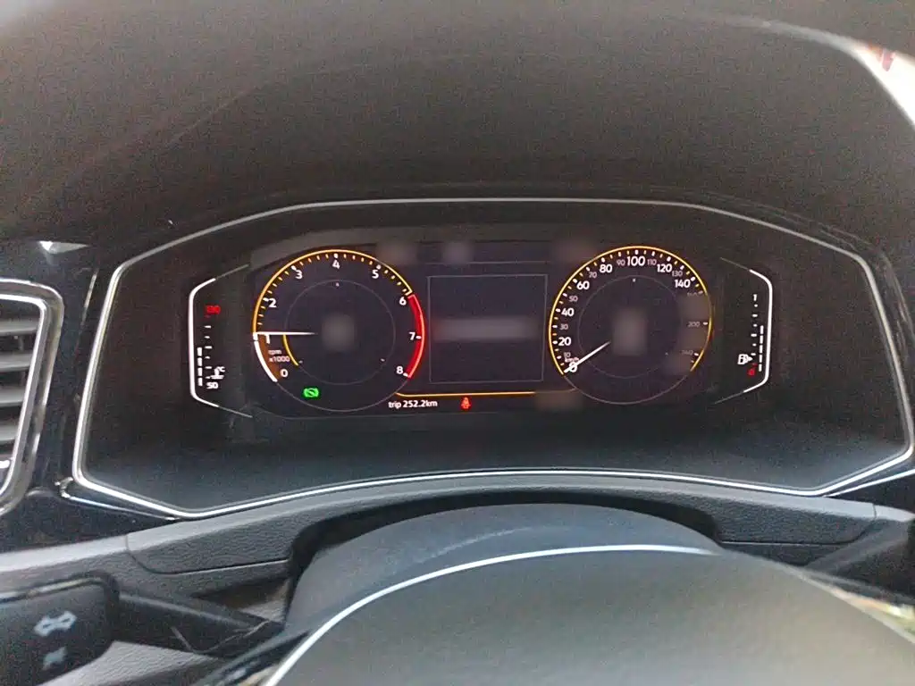 Volkswagen T-Roc — миниатюра 4