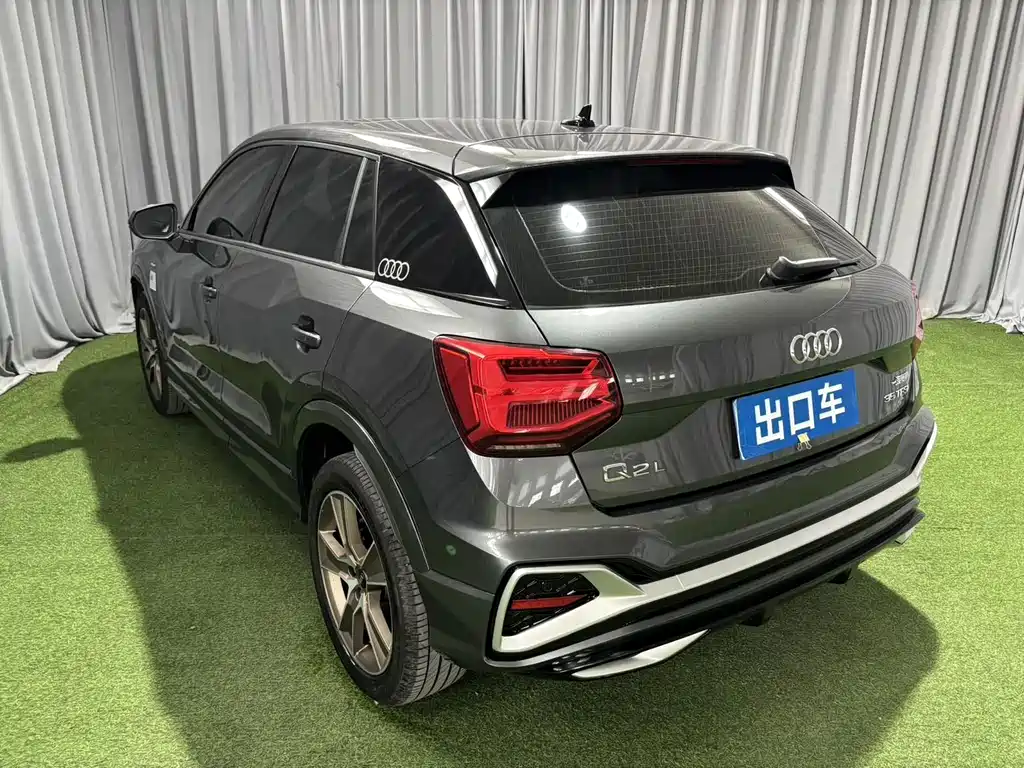 Audi Q2L — миниатюра 4