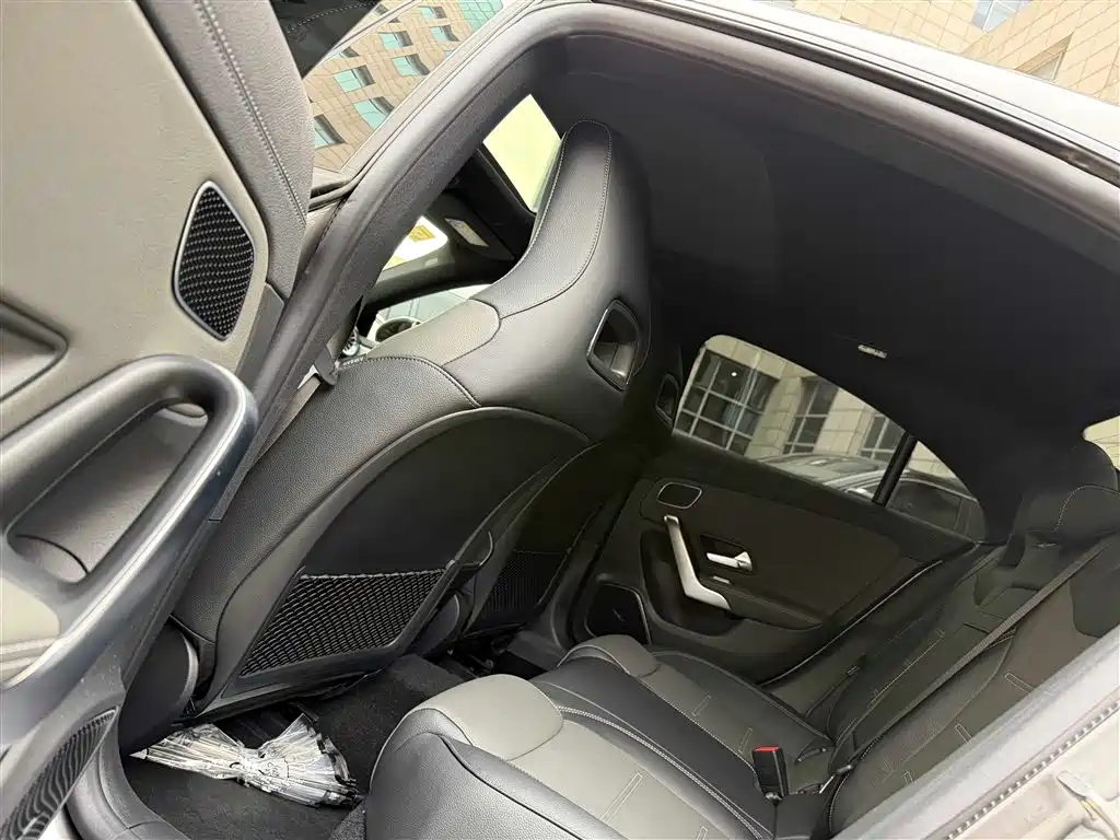 MERCEDES-BENZ CLA AMG