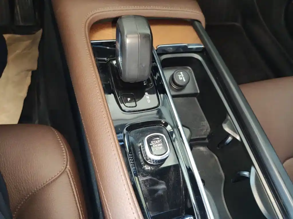 Volvo S90 — миниатюра 14