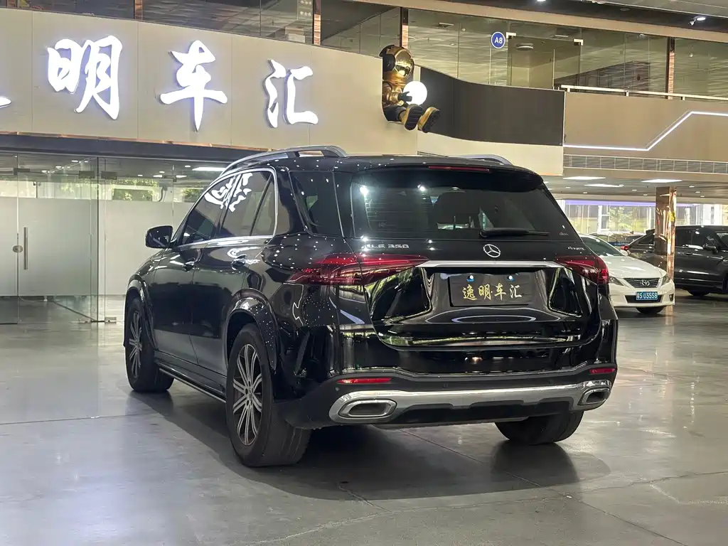 Mercedes-Benz GLE (Import) — миниатюра 15