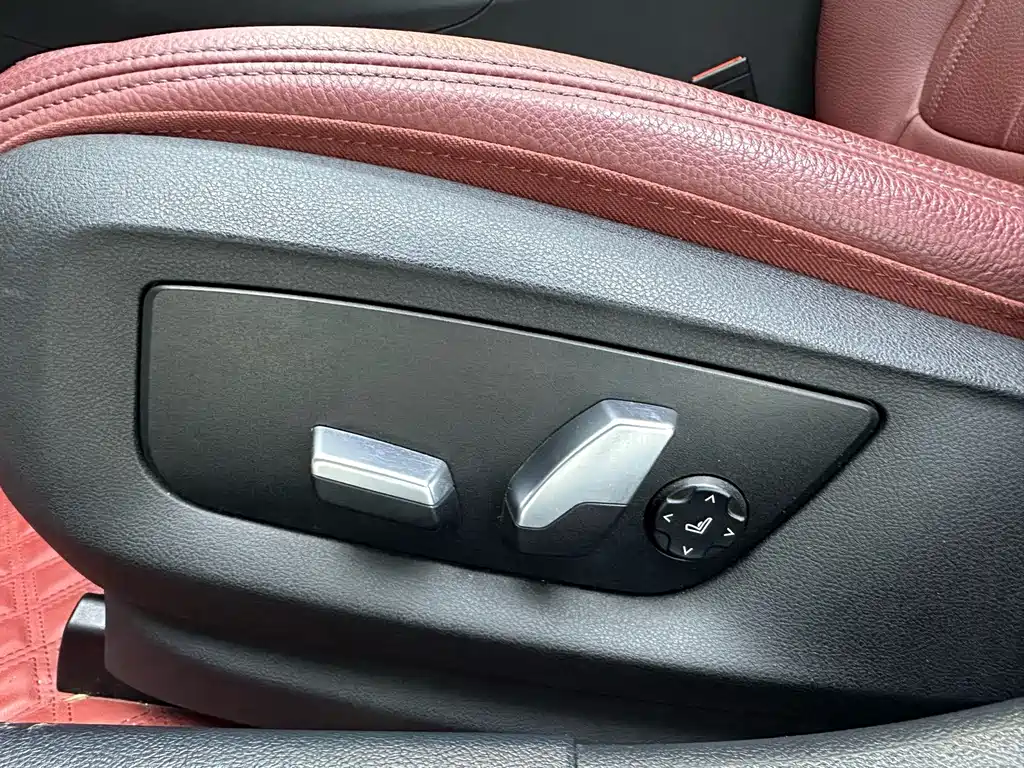 BMW 5 Series — миниатюра 26