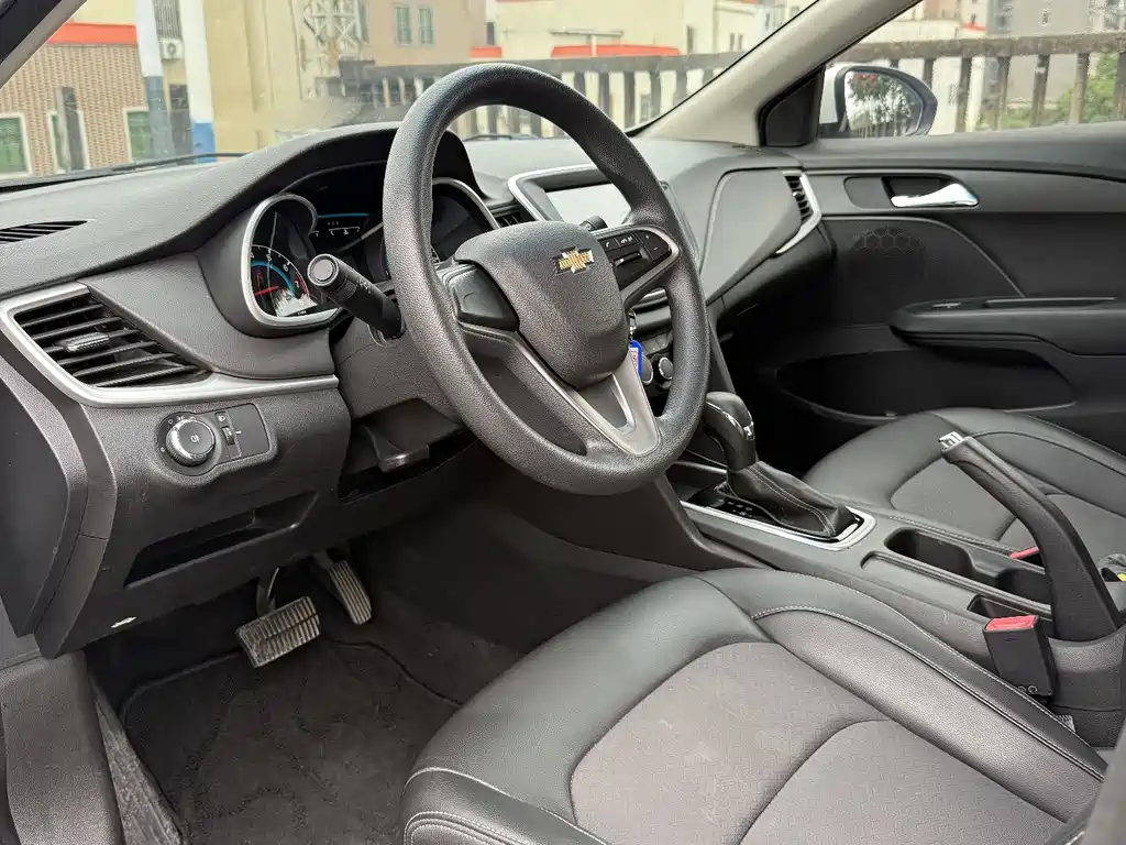 Chevrolet Cavalier - фото 5