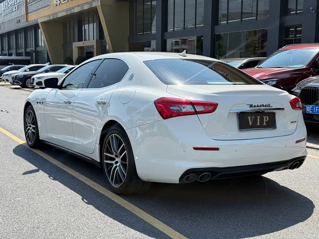 Maserati Ghibli — миниатюра 7