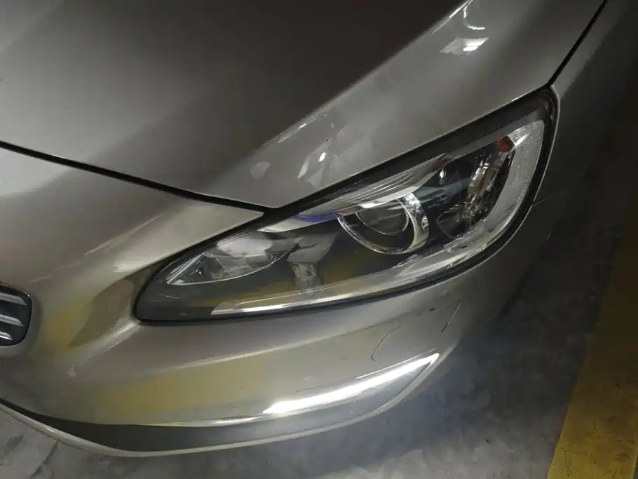 Volvo V60 — миниатюра 5