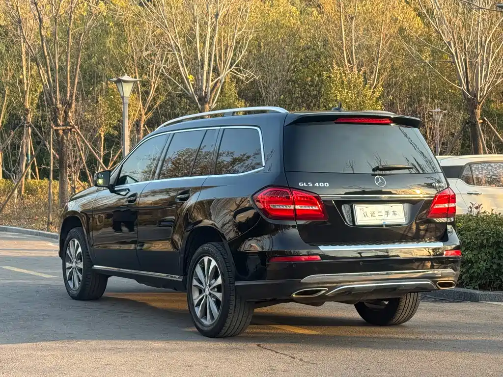 MERCEDES-BENZ GLS