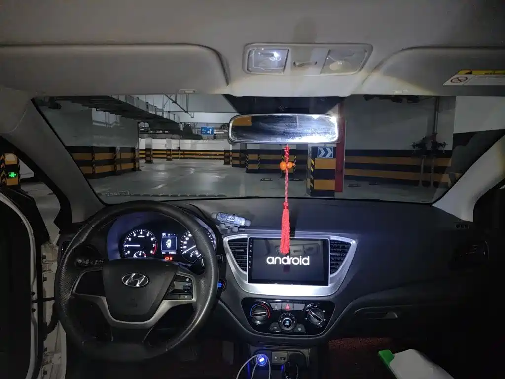Hyundai Verna — миниатюра 5