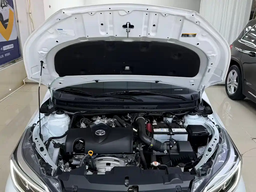Toyota Yaris L — миниатюра 21