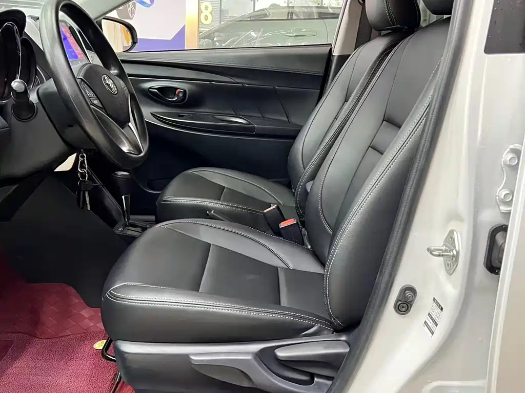 Toyota Yaris L — миниатюра 13