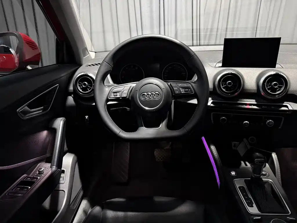 Audi Q2L — миниатюра 10
