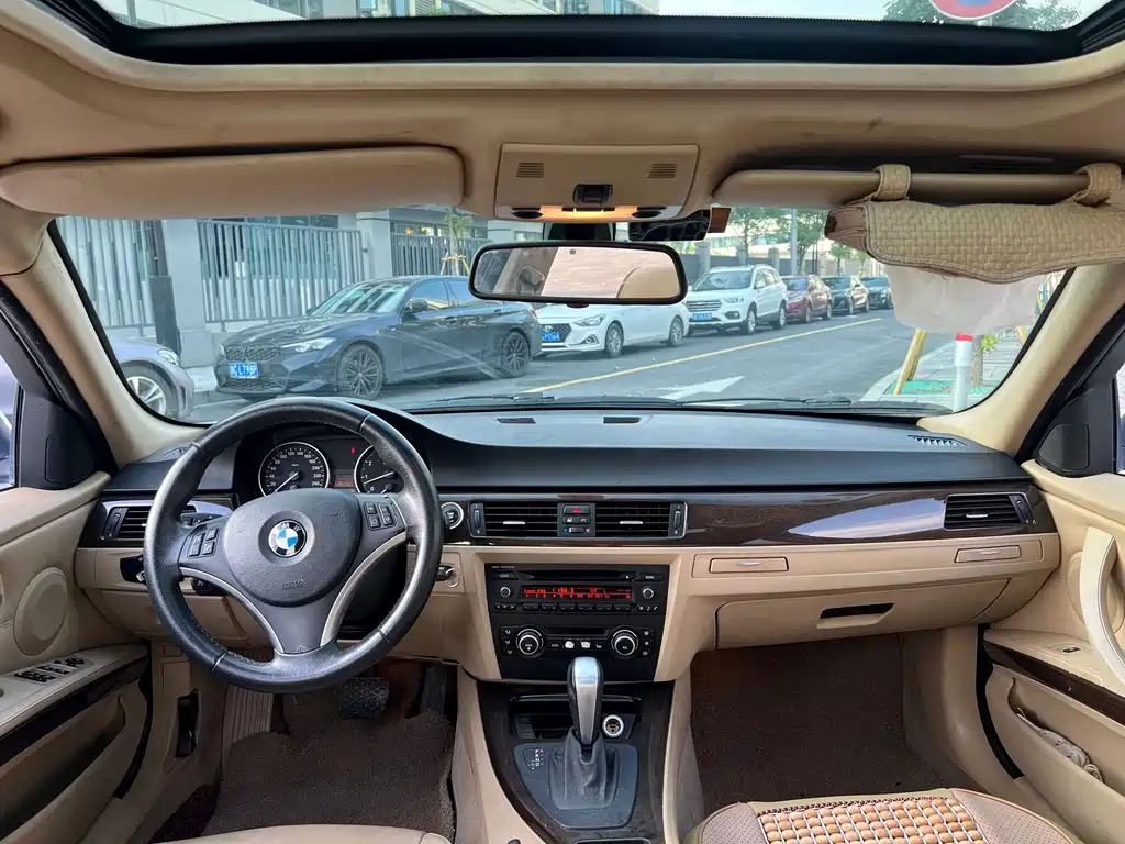 BMW 3 Series — миниатюра 8