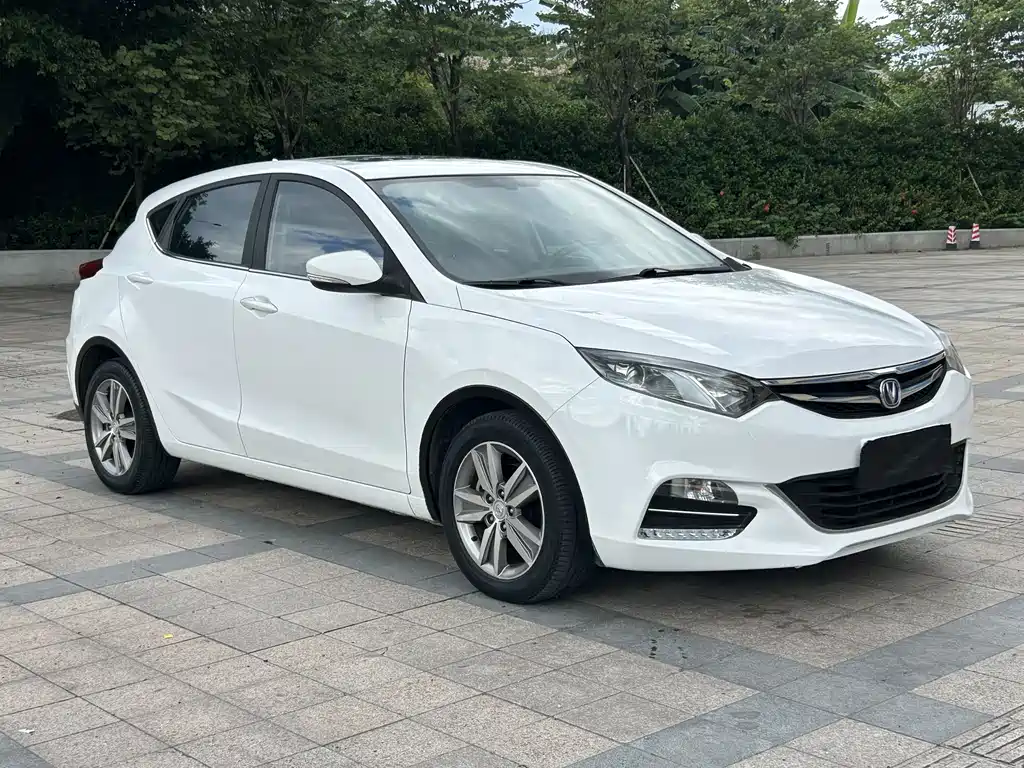 Changan Eado XT — миниатюра 3