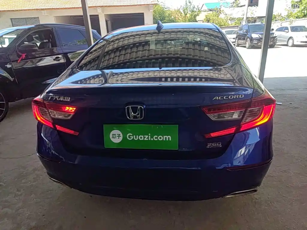 Honda Accord — миниатюра 6