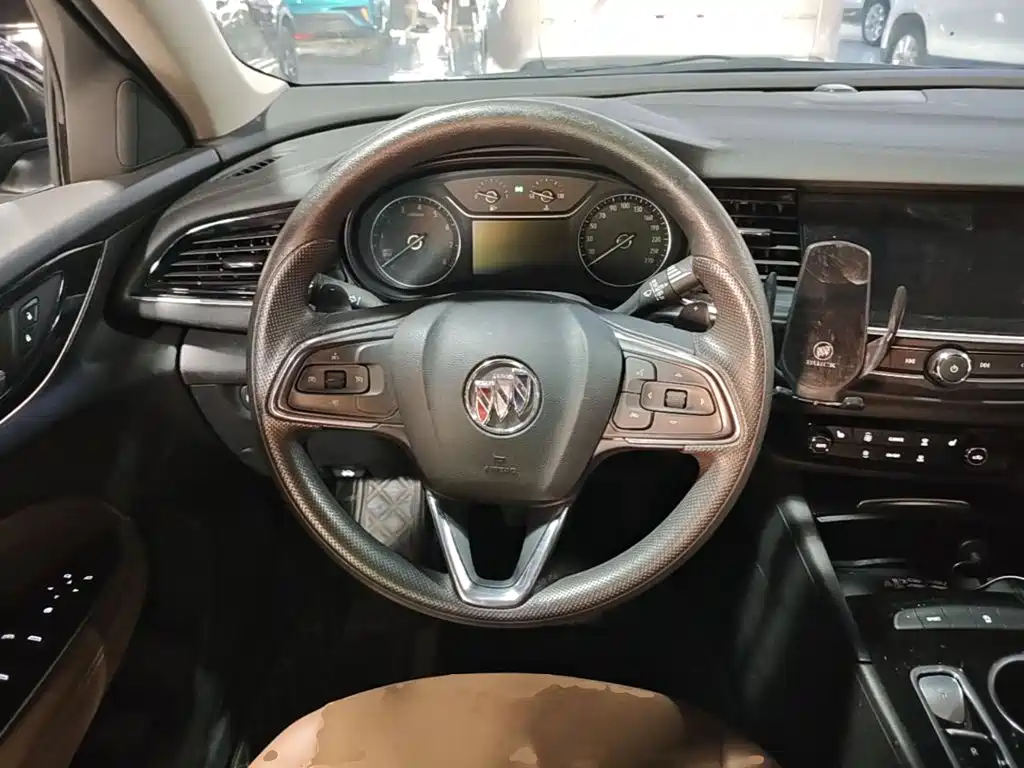 Buick Regal — миниатюра 11