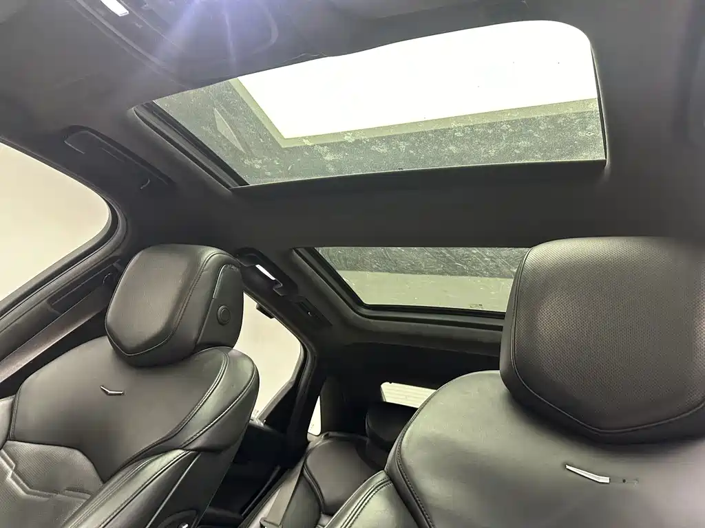 Cadillac CT6 — миниатюра 16