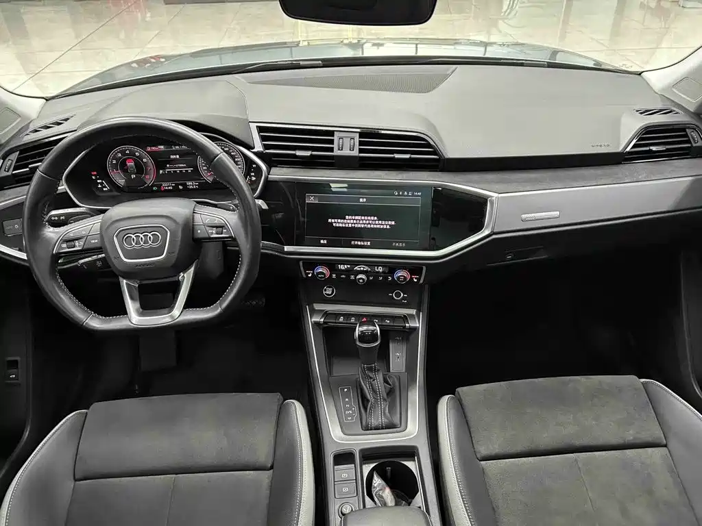 Audi Q3 — миниатюра 2