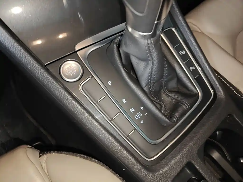 Volkswagen Golf — миниатюра 9