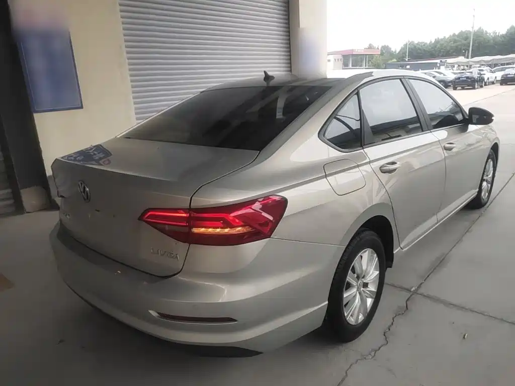Volkswagen Lavida — миниатюра 7