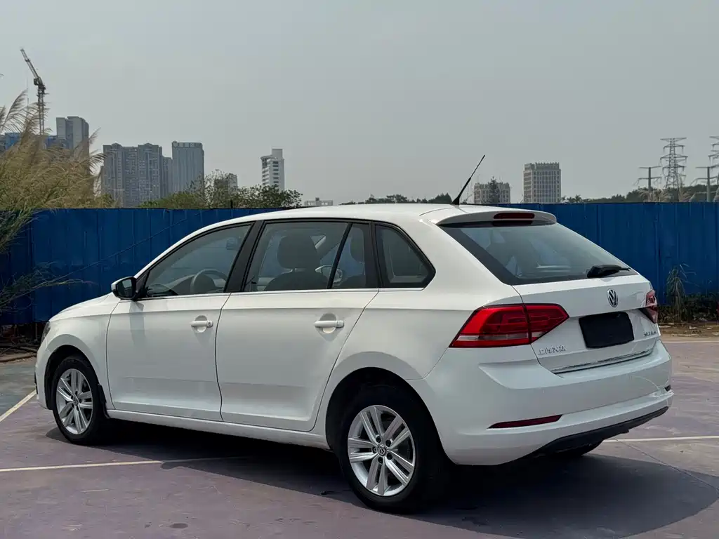 Volkswagen Santana Haona 1.6L Auto Comfort Edition, фото 7