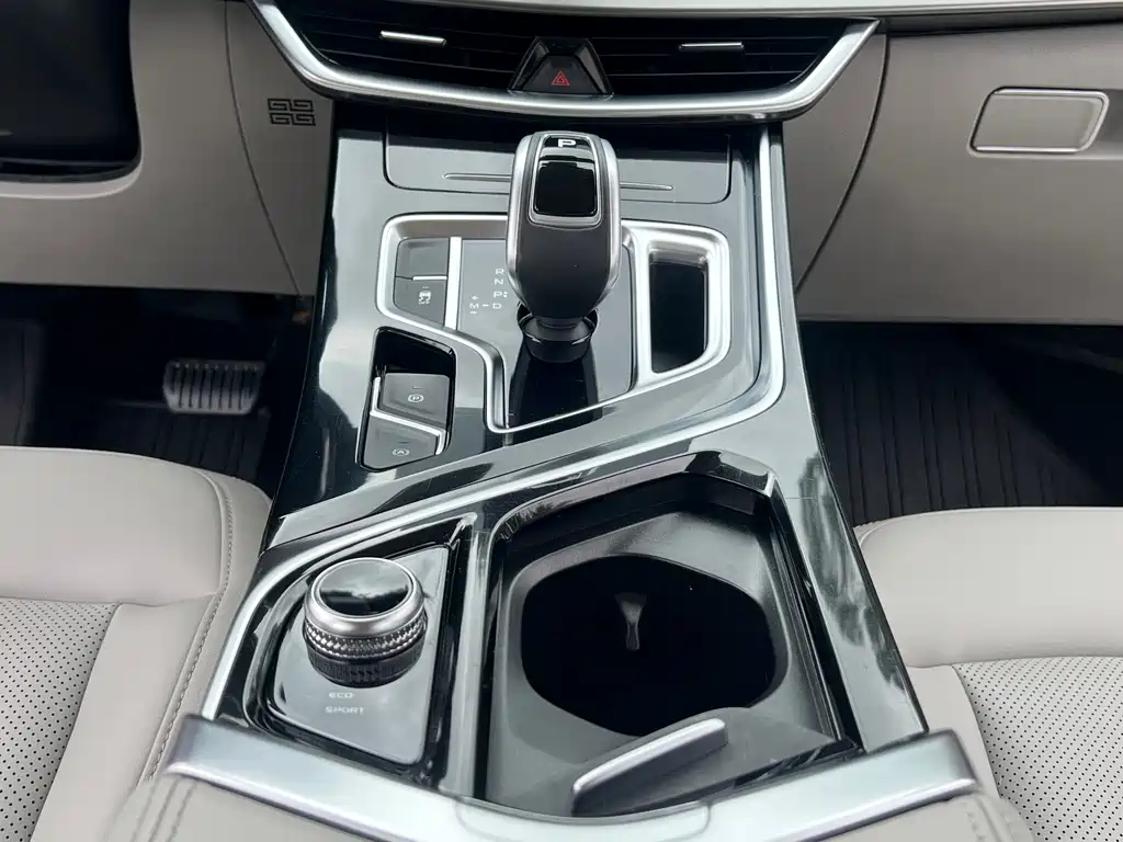 GEELY AUTOMOBILE JIAJIE