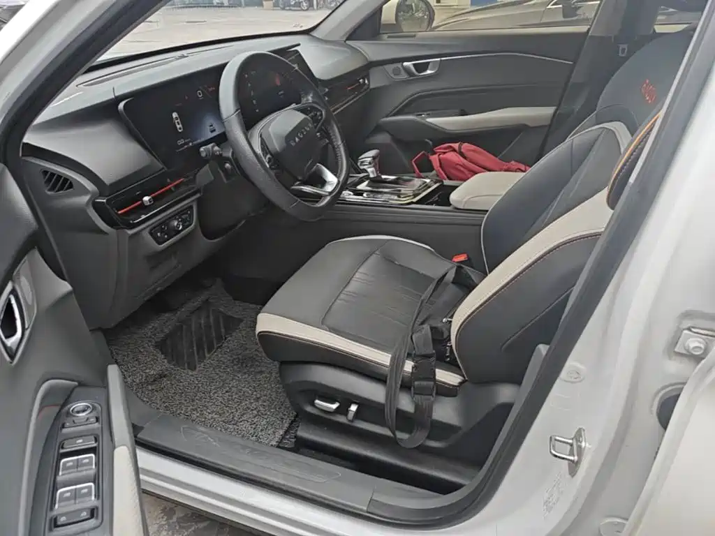 Baojun RC-6 — миниатюра 15