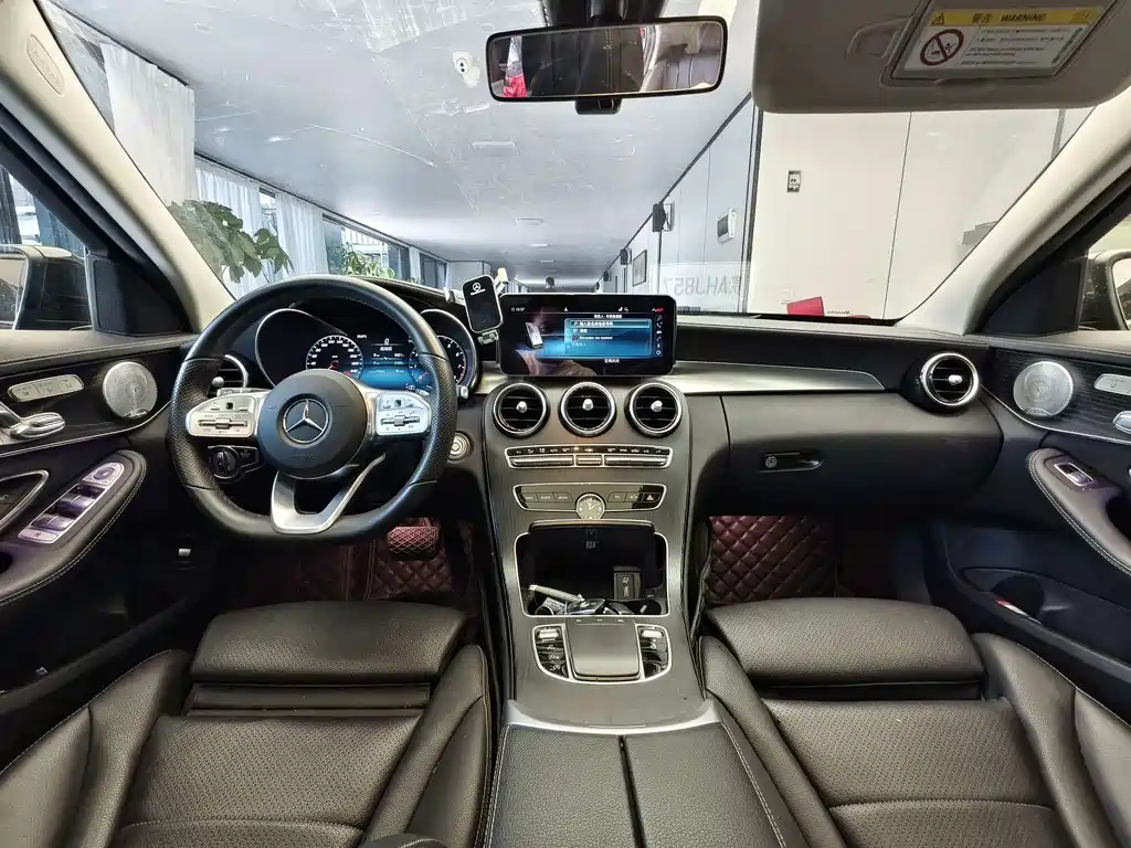 Mercedes-Benz C-Class — миниатюра 5