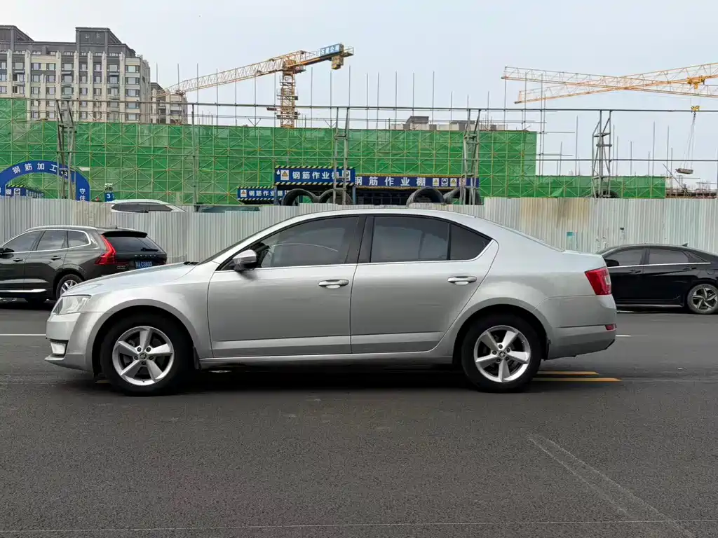 Skoda Octavia — миниатюра 10