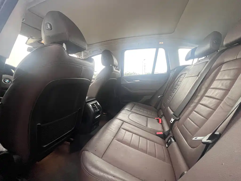 BMW X3 — миниатюра 13