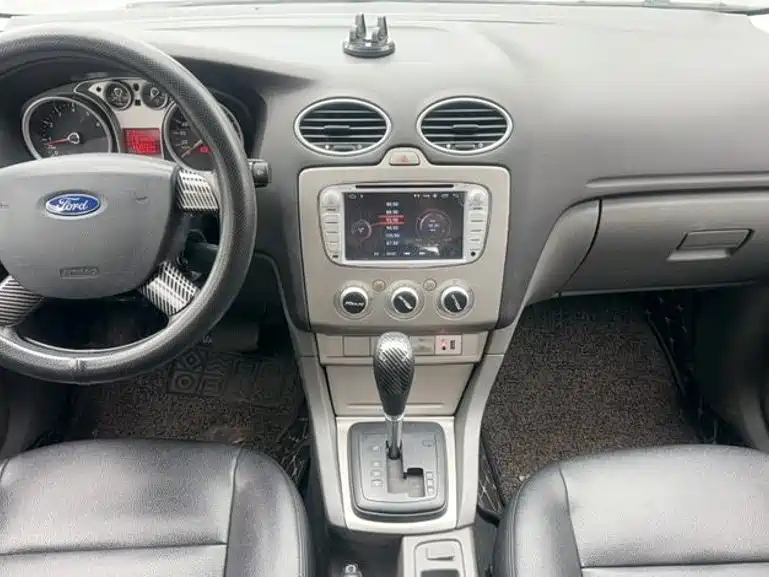 Ford Focus — миниатюра 7