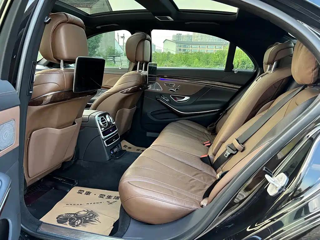Mercedes-Benz S-Class — миниатюра 7