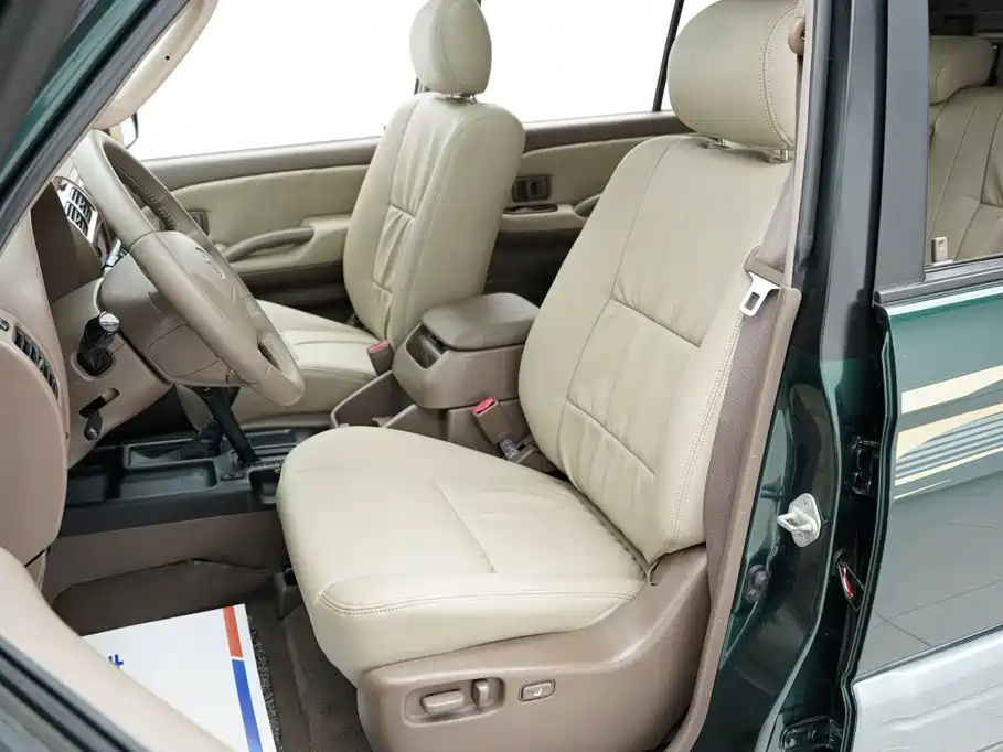 Toyota Prado (Import) — миниатюра 7