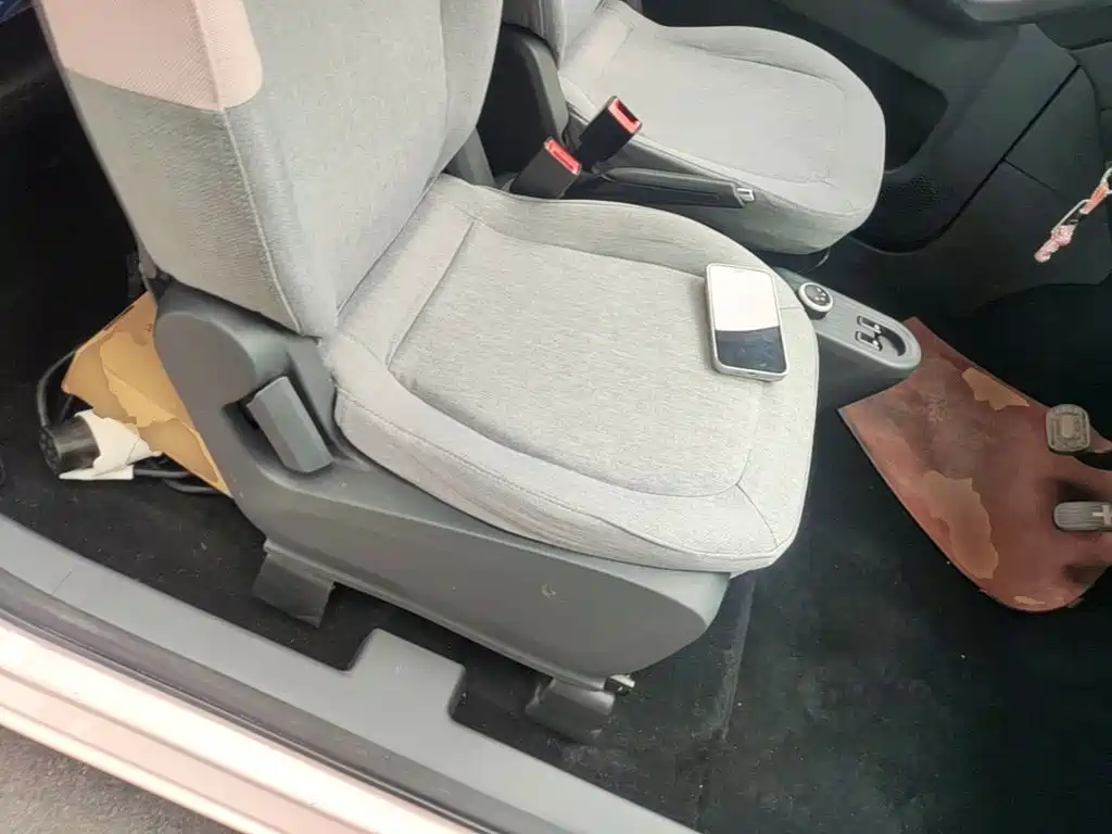 Wuling MINIEV — миниатюра 25