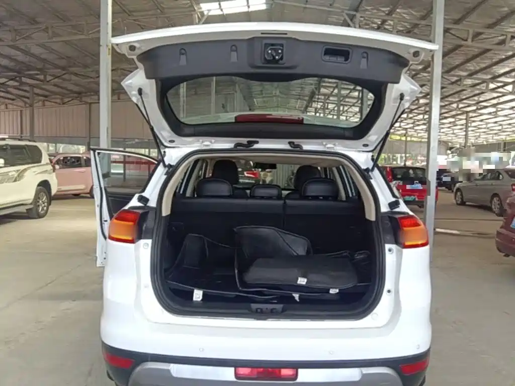Geely Boyue — миниатюра 19