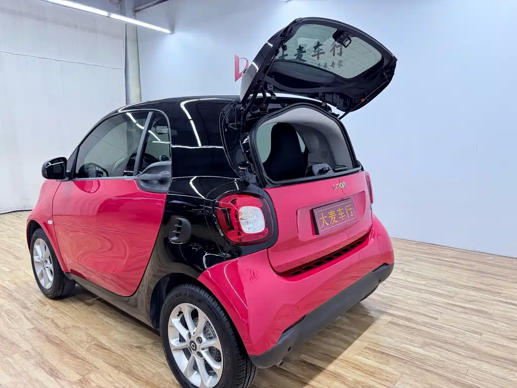 smart Smart Fortwo — миниатюра 5