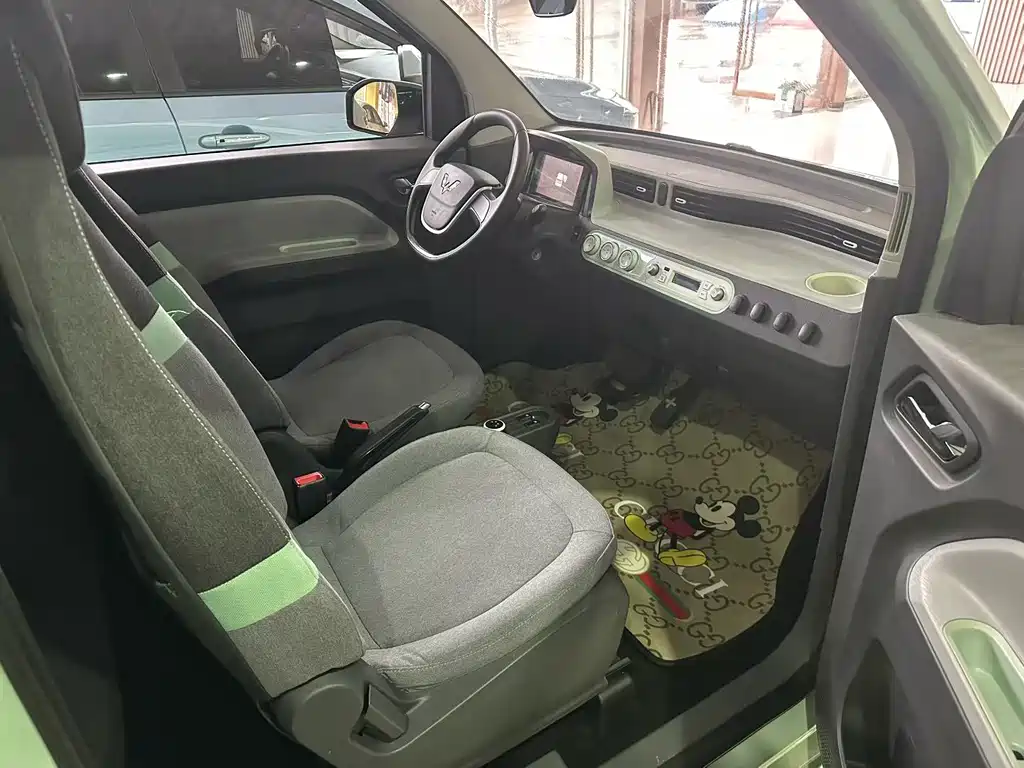 Wuling MINIEV — миниатюра 7